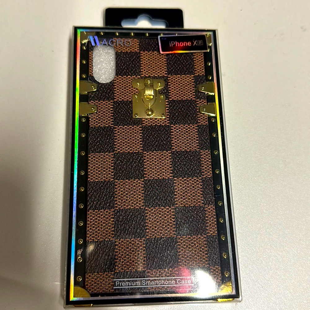 iPhone XR 6.1" checker case